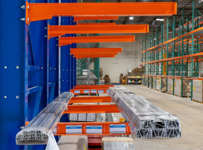 Cantilever racking * kingmore