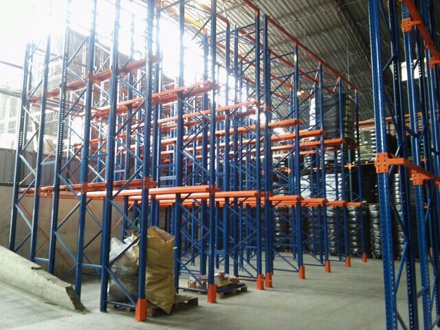 Why Are Warehouses Everywhere Falling Head Over Heels for Drive-In Racking?